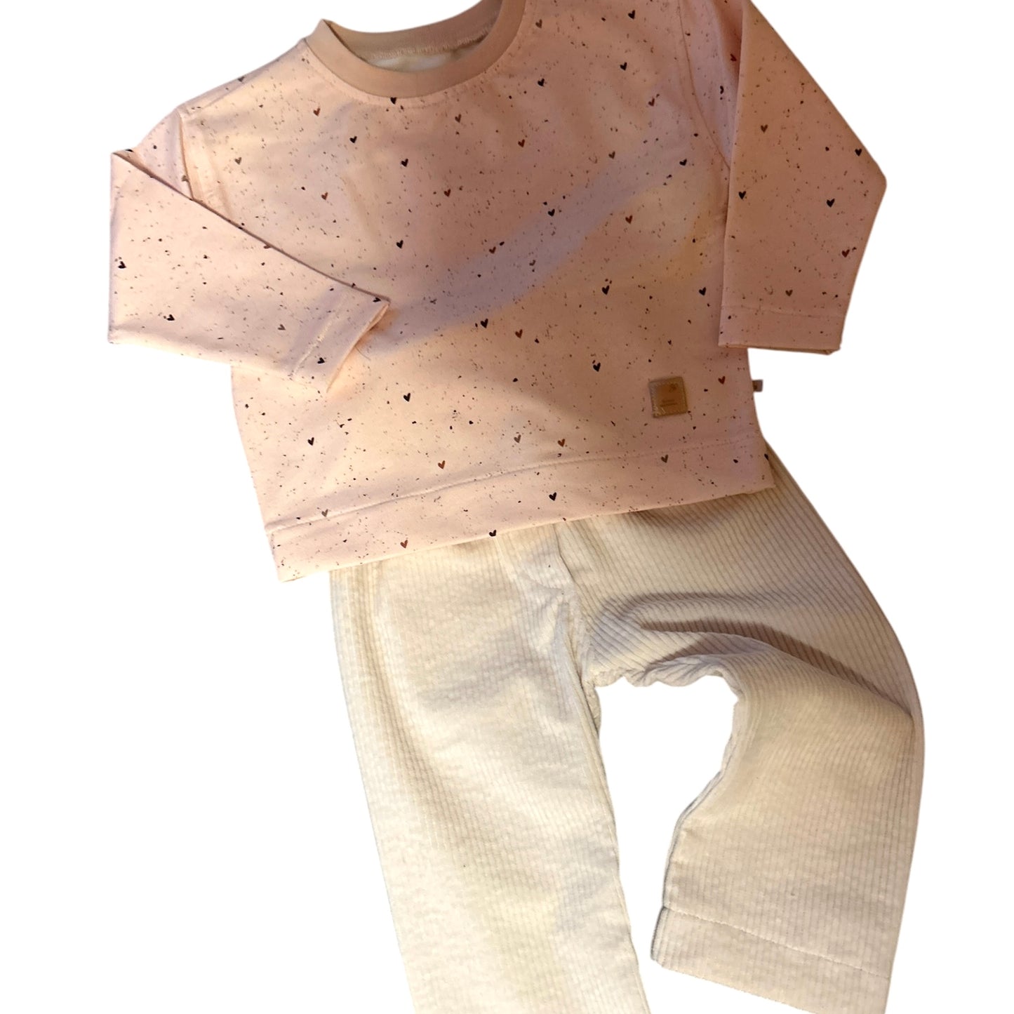 Shirt French Terry Dekor Herzchen Konfetti nude/rosa