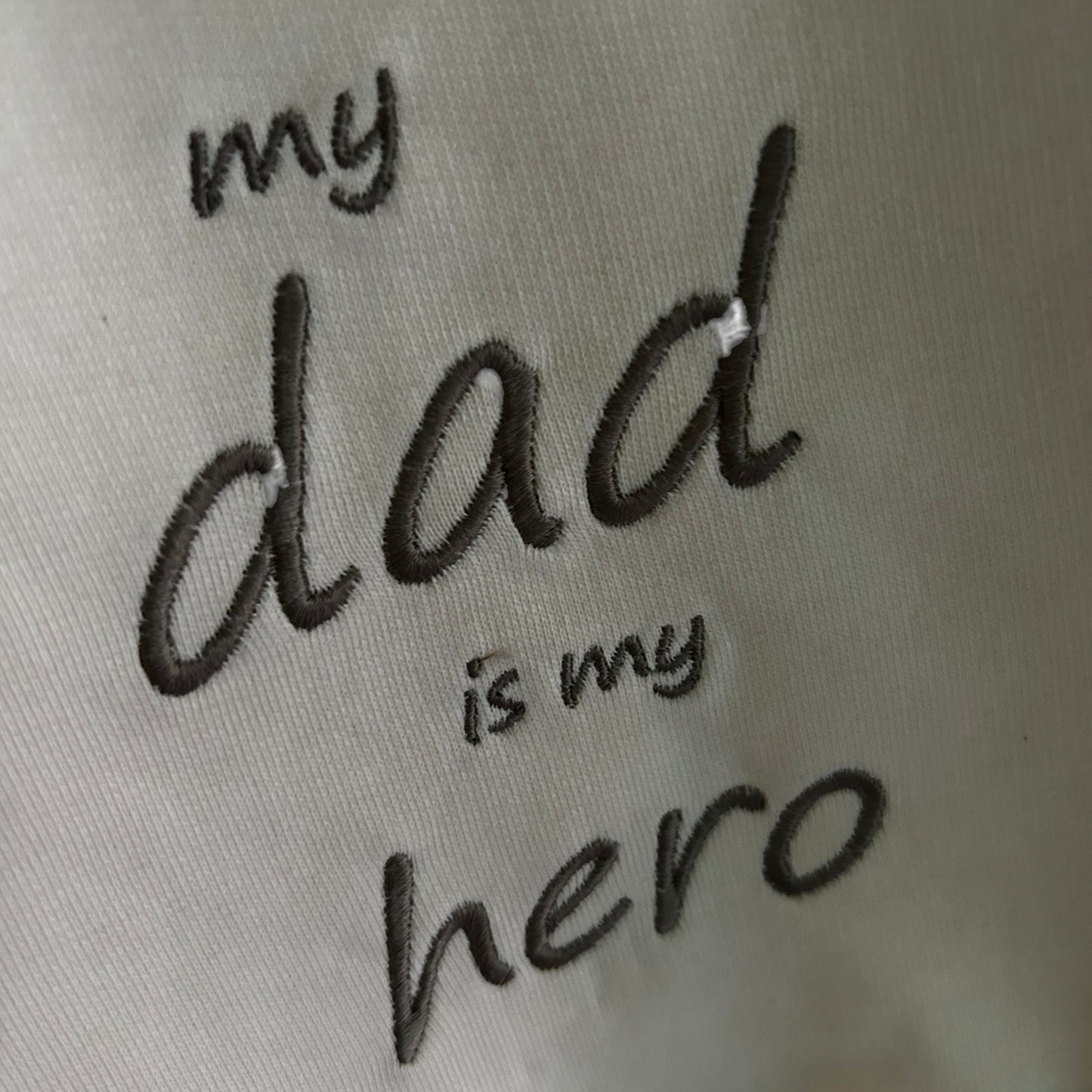 Sweat-Shirt French Terry „My dad is my hero“