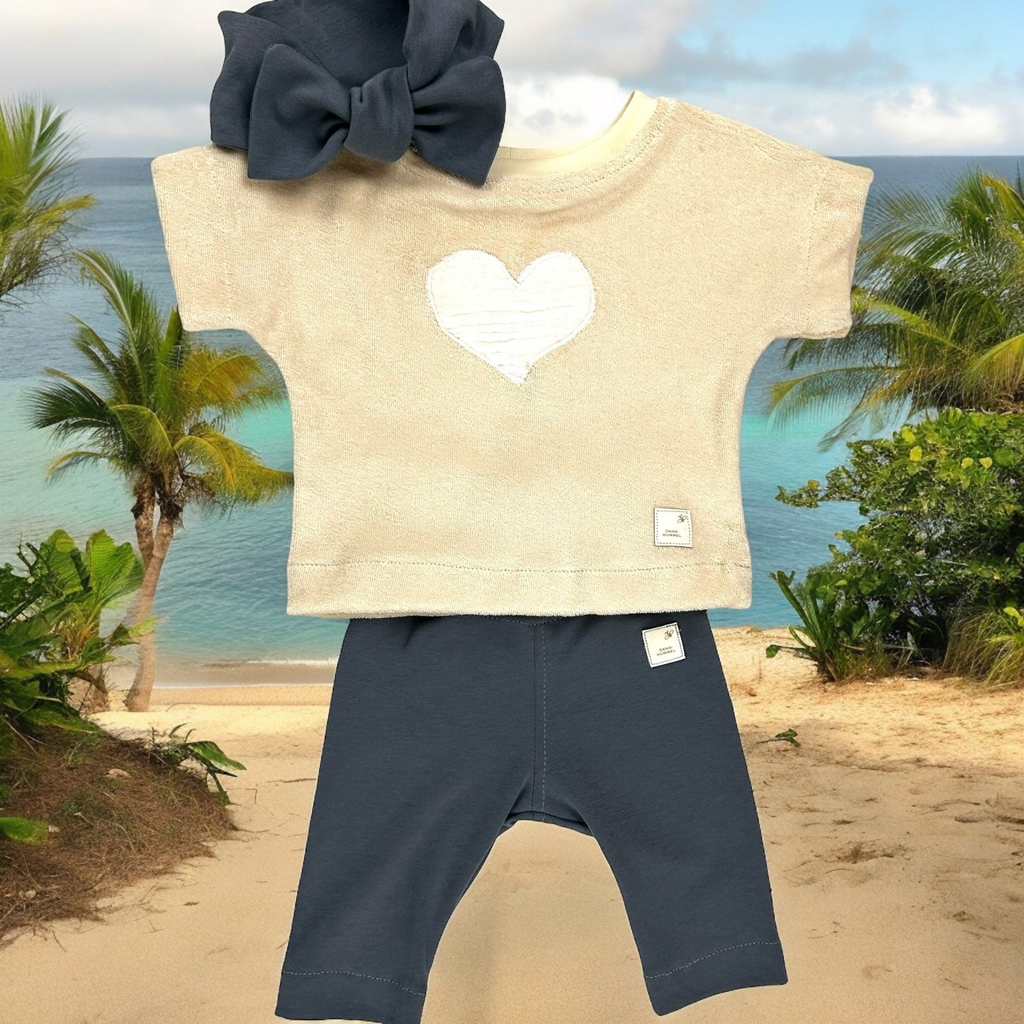 Shirt Strickfrottee beige Applikation Herz