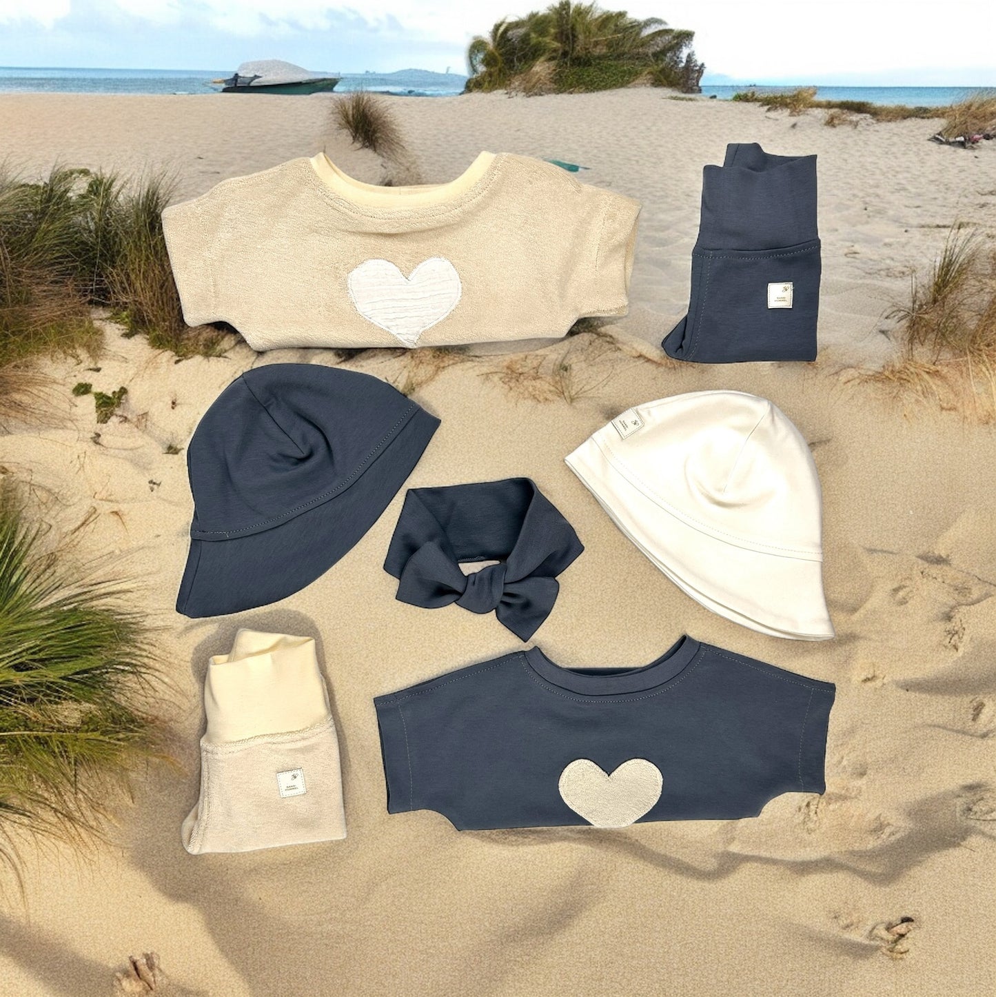 Shirt Strickfrottee beige Applikation Herz