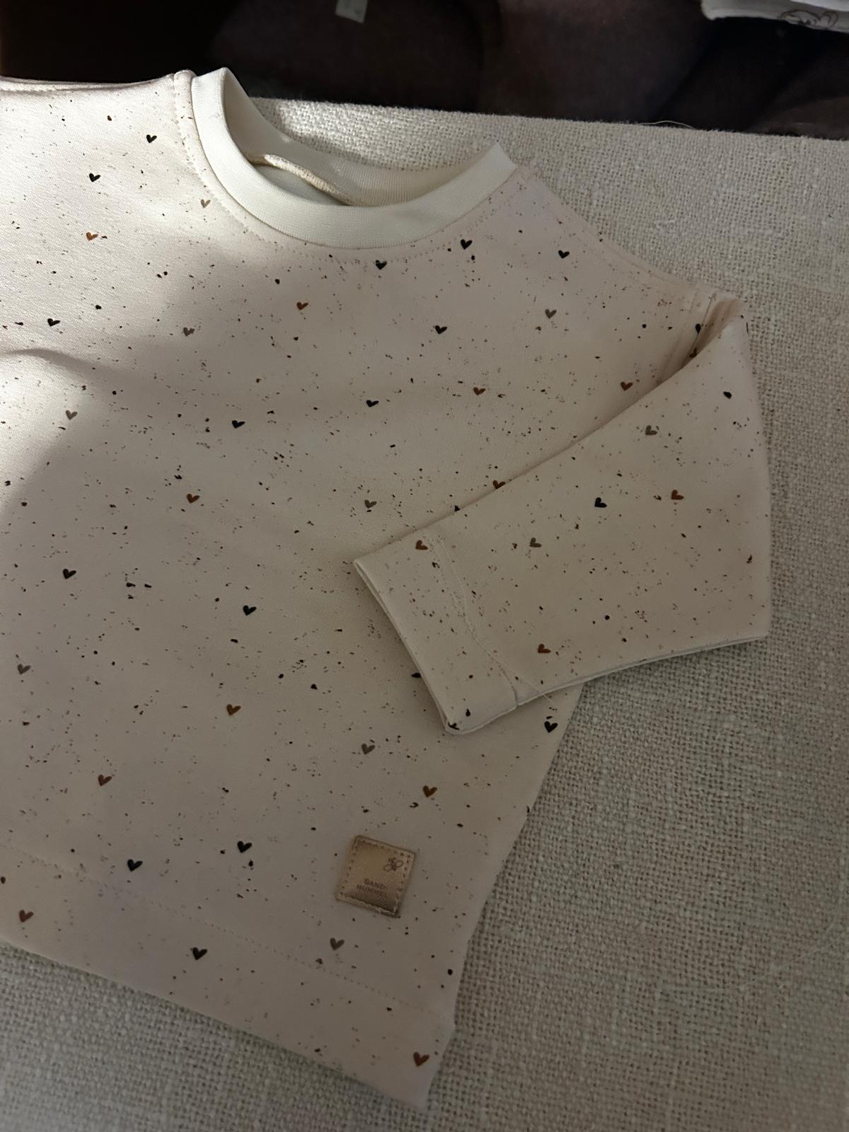 Shirt French Terry Dekor Herzchen Konfetti nude