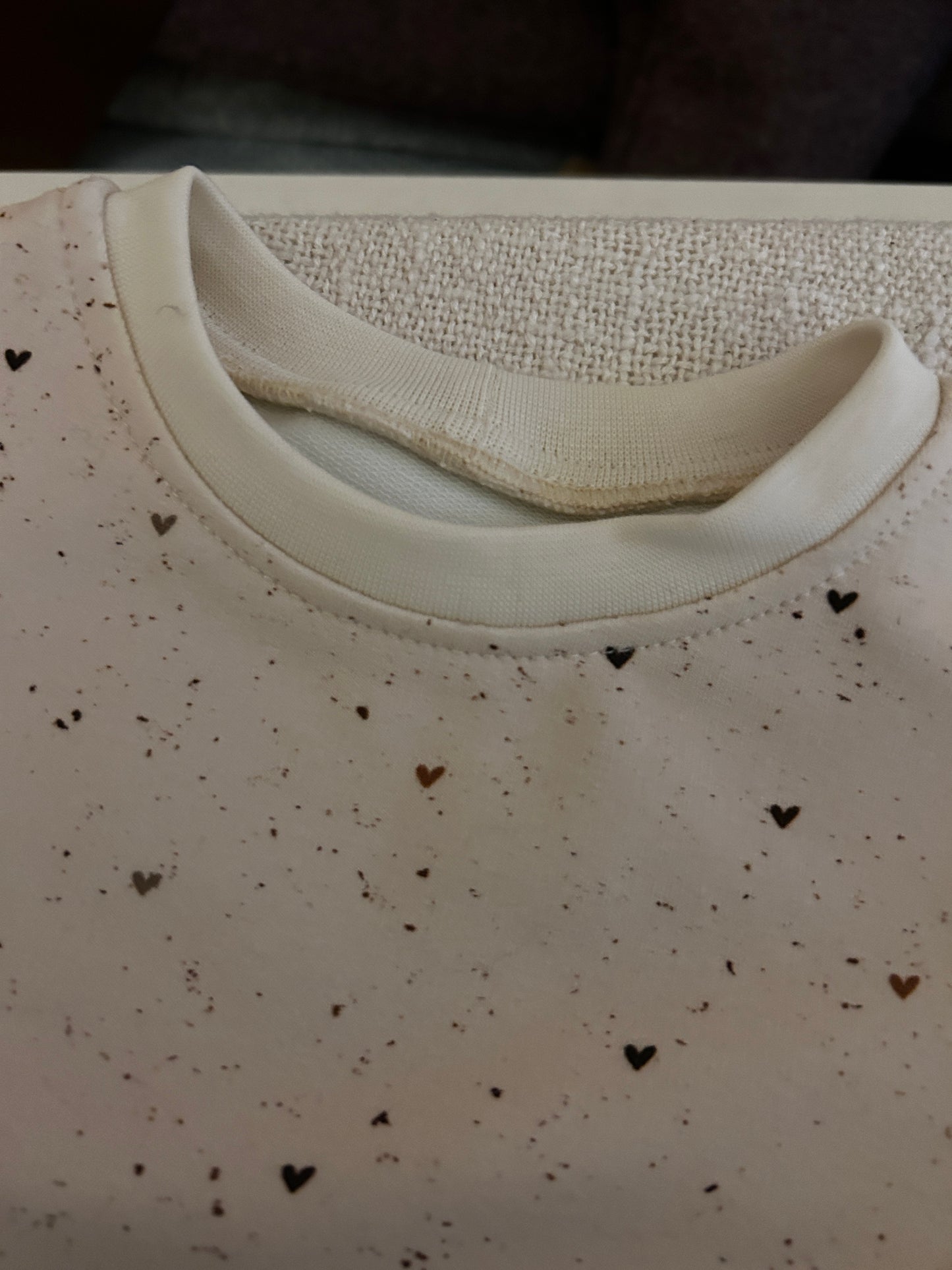 Shirt French Terry Dekor Herzchen Konfetti nude