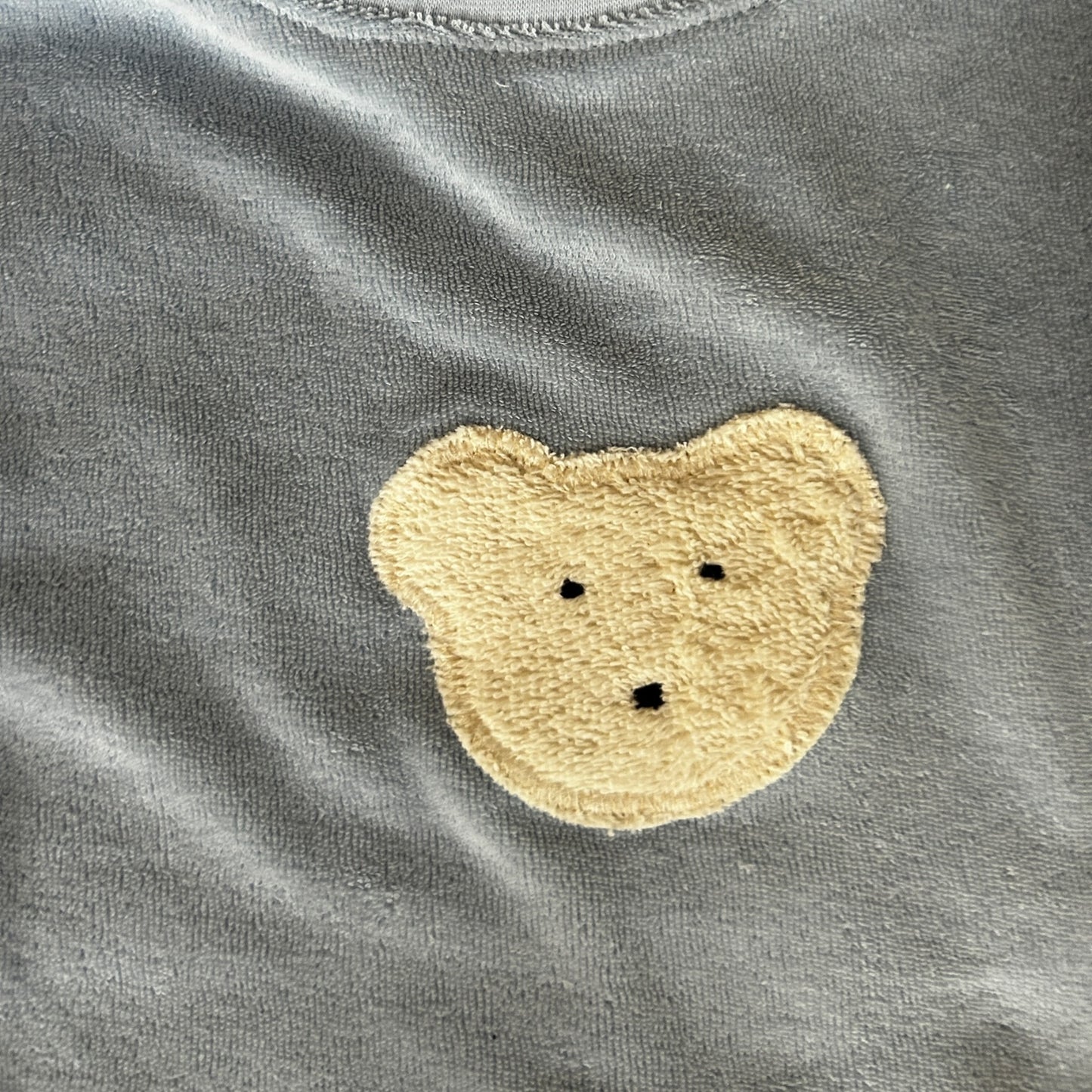 Shirt Strickfrottee hellblau Applikation Bär