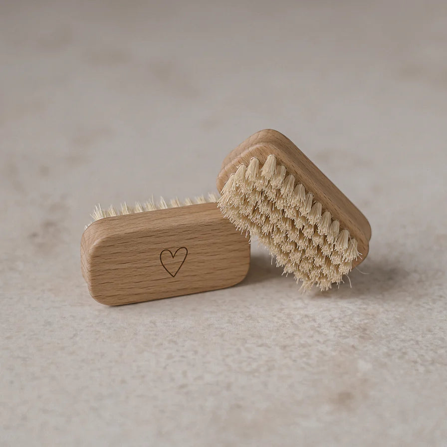 Kinder-Nagelbürste Herz