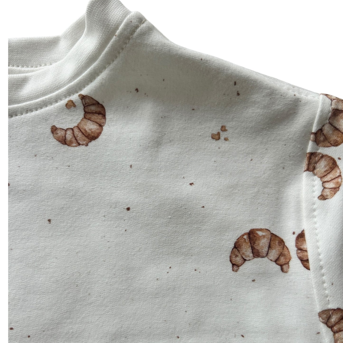 Basic-Shirt French Terry Motiv Croissant