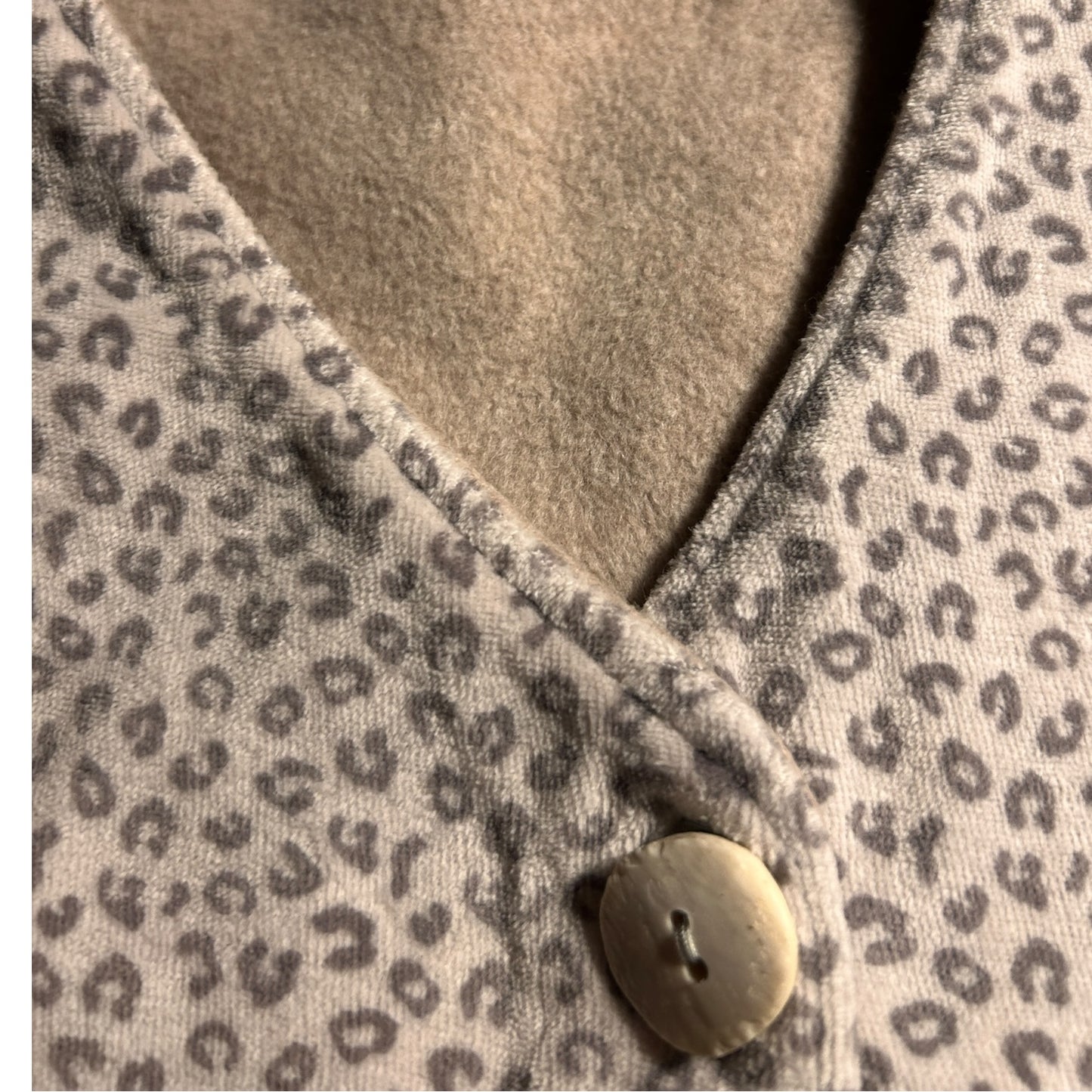 Weste Samtpfötchen gefüttert