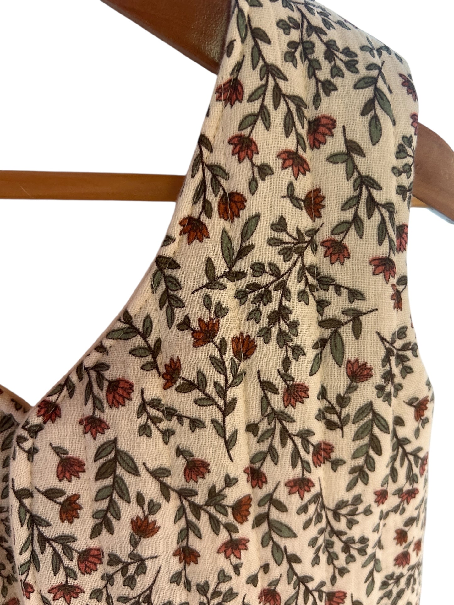 Florale Steppweste aus Musselin mit Flanell gefüttert