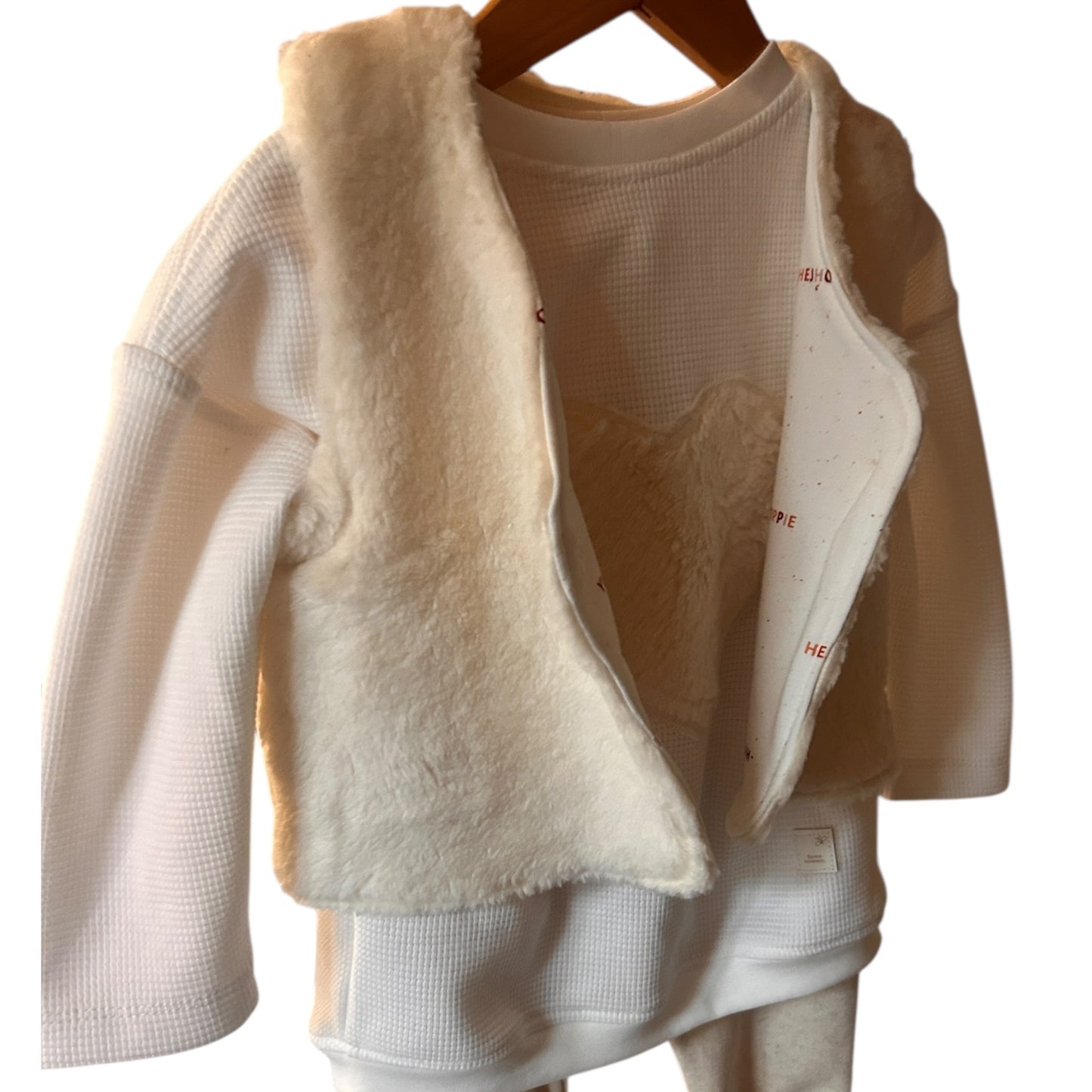 Pullover Waffeljersey weiß  mit Applikation Herz