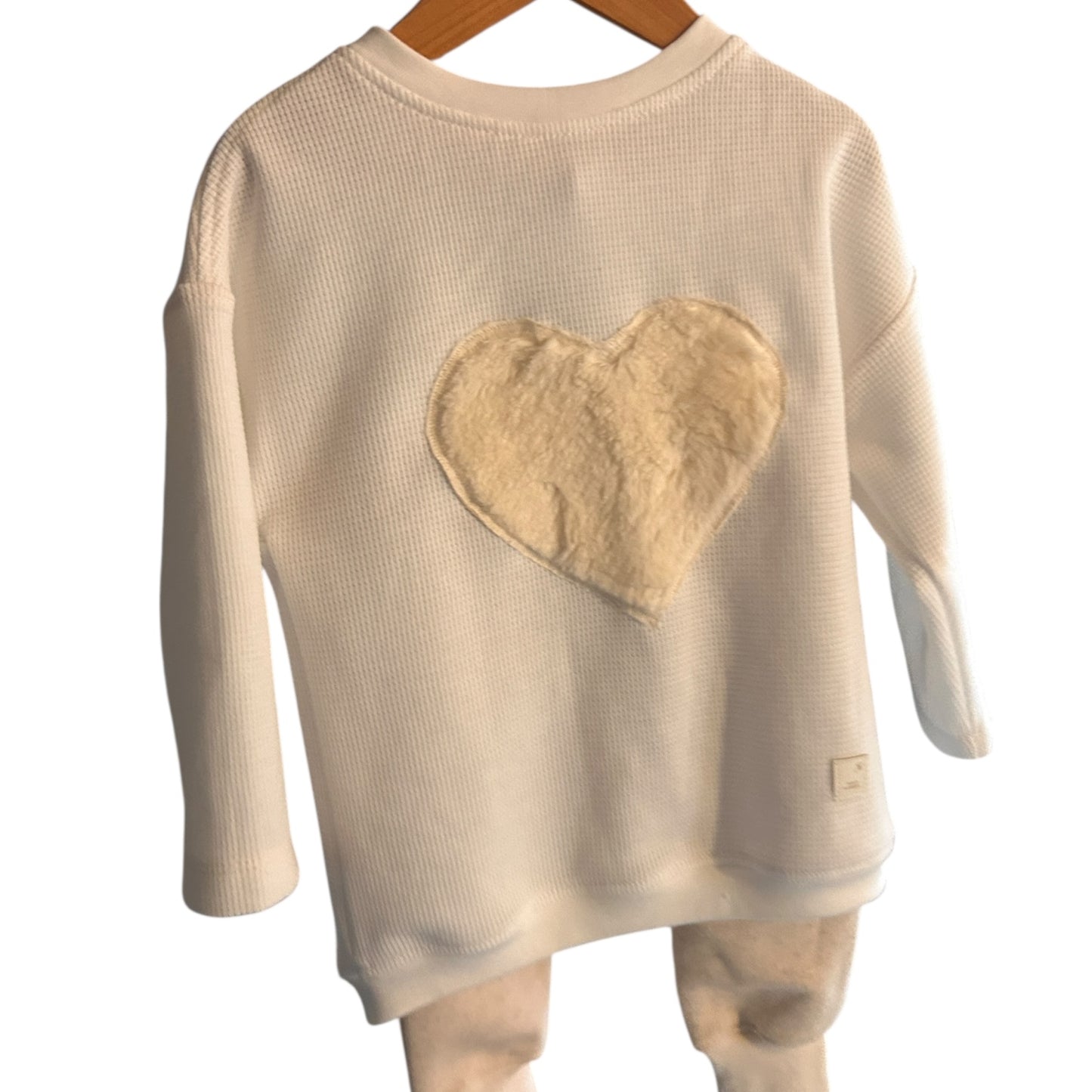 Pullover Waffeljersey weiß  mit Applikation Herz